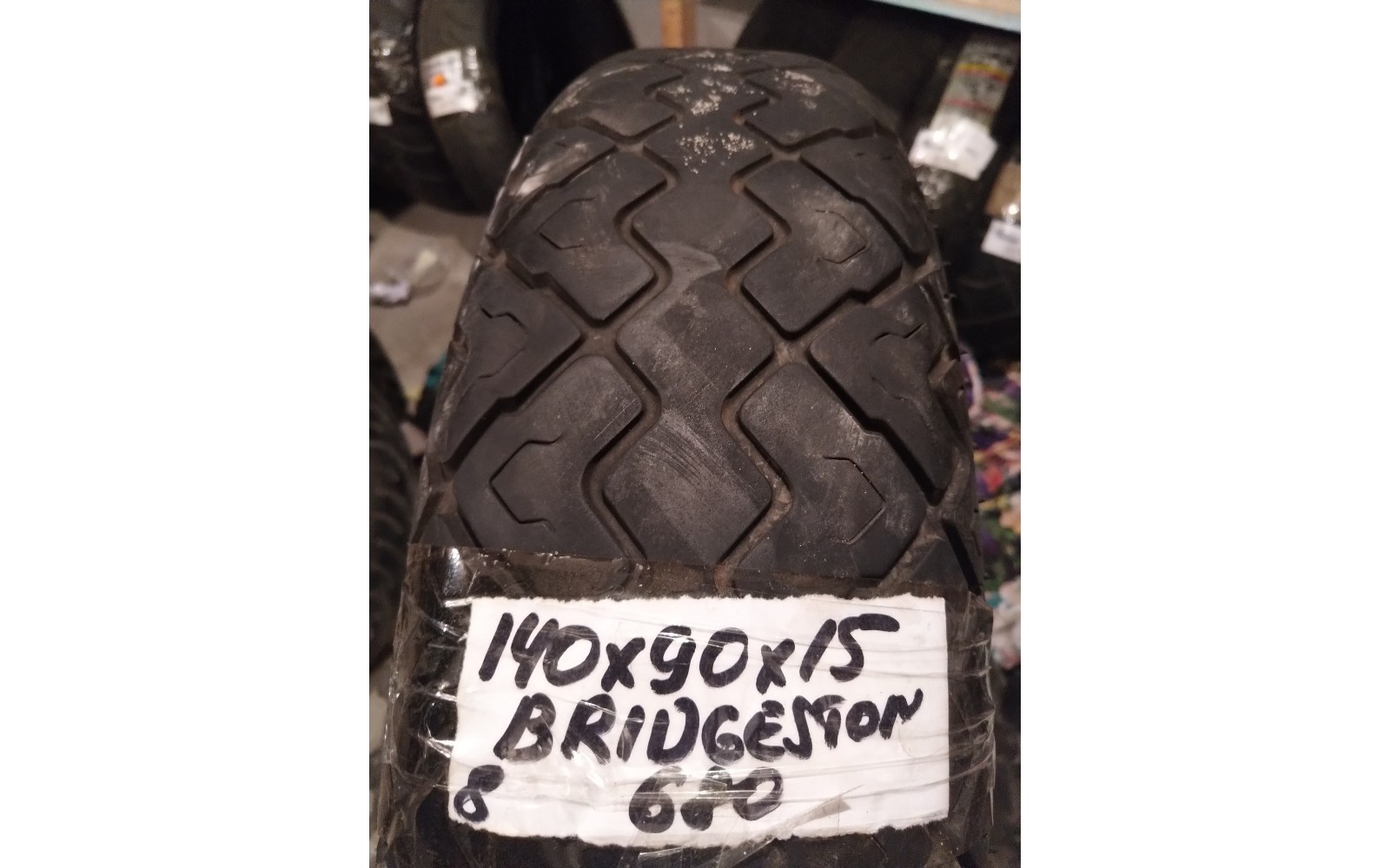 Моторезина Б.У Bridgestone 140x90xR15