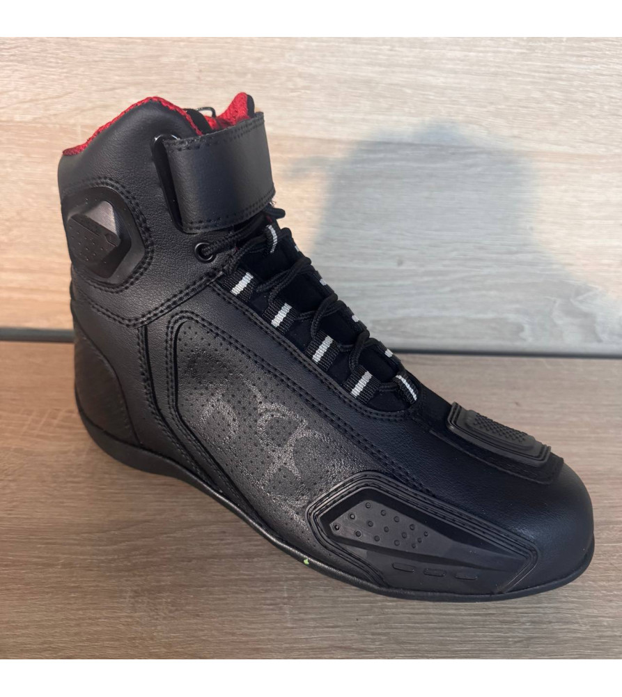 IXS Trainer  42